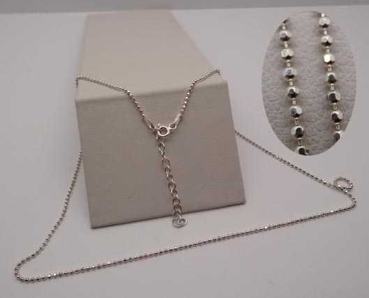 Srebrny łańcuszek kulki kuleczki regulowany 45 - 50 cm.