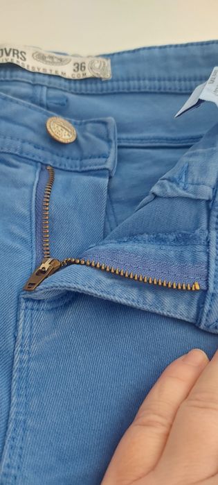 Niebieskie spodnie Diverse rozm. 36