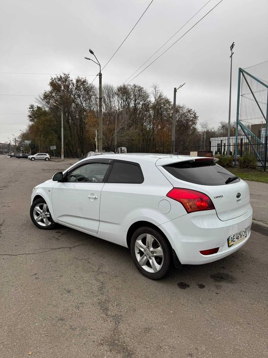 Продам Kia Pro Seed