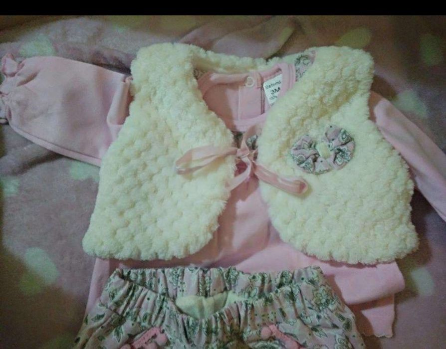 Conjunto para bebê ( calças e camisolas fardadas 100% algodão e colete