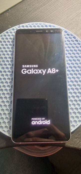 Samsung A750  A8+