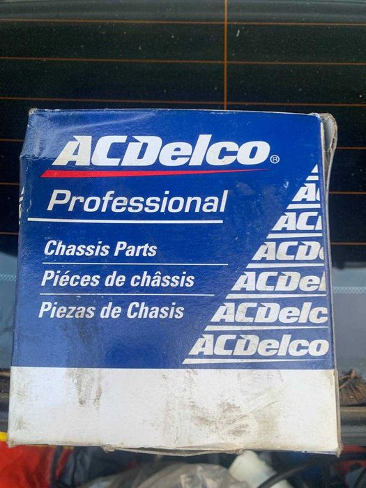 45D2421 опора кульова нижня CADILLAC ESCALADE 2007-2014