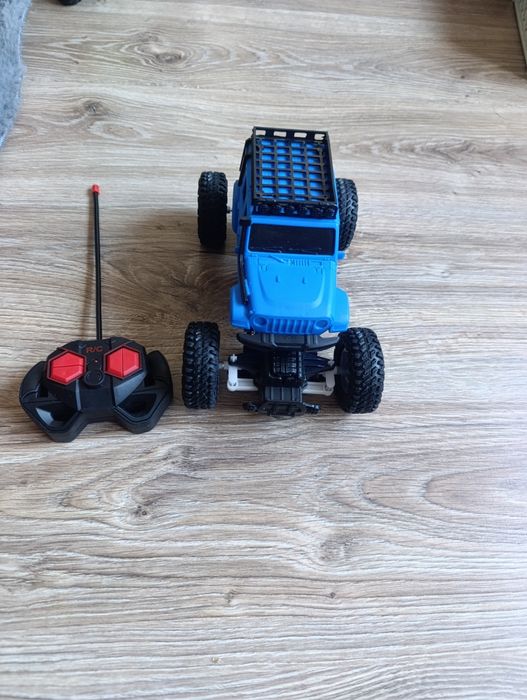 Jeep zdalnie sterowany