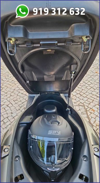 Vendo Kymco Downtown 125 cc de 2015
