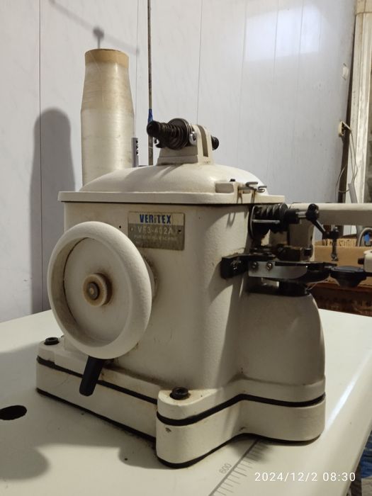 Швейна машинка для шкіри і хутра (скорняжка) Б/У