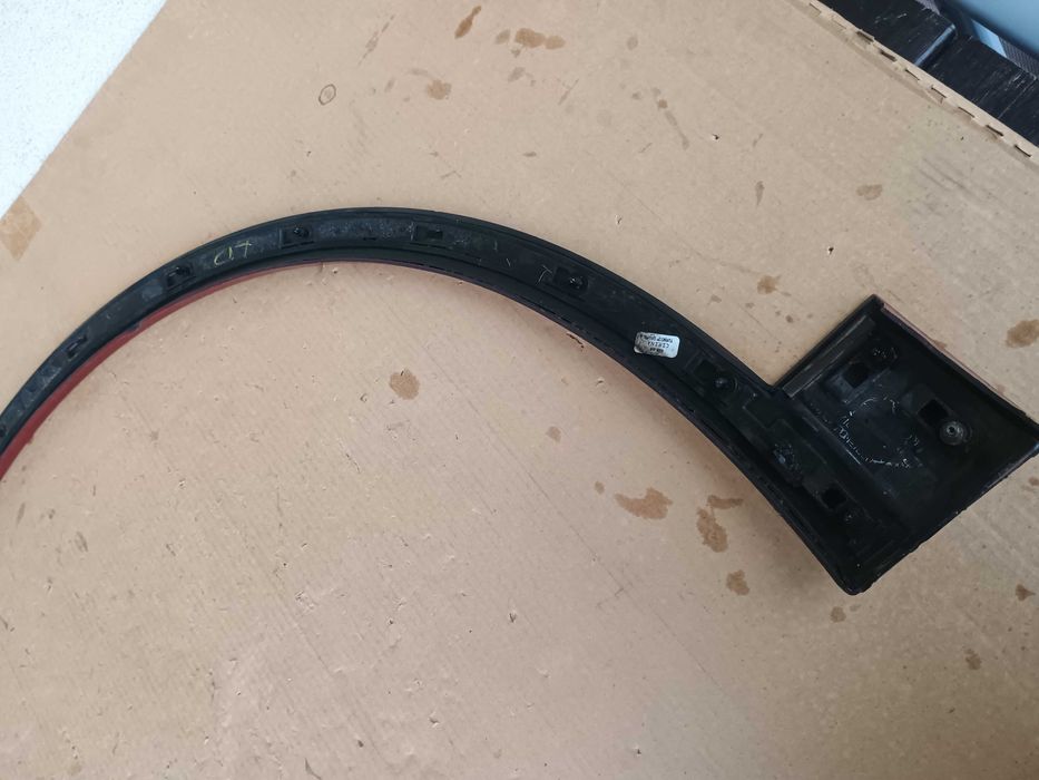 Listwa nakładka błotnika przód prawa AUDI Q5 II ORYGINAŁ 80A