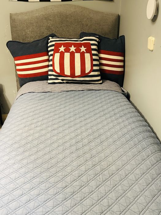 Colcha tipo edredon reversivel solteiro 1,70*2,50 cm Textura