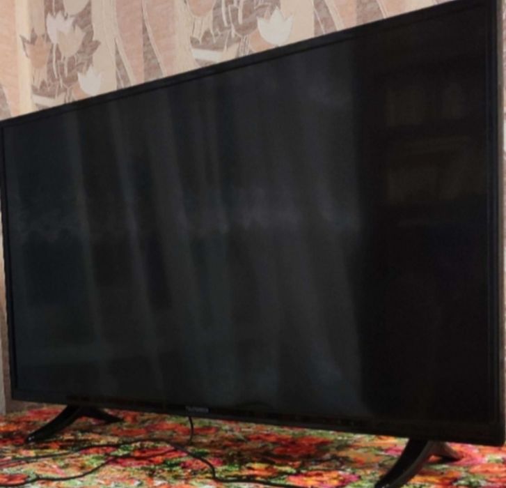 Продам телевизор smart Tv Samsung 50"