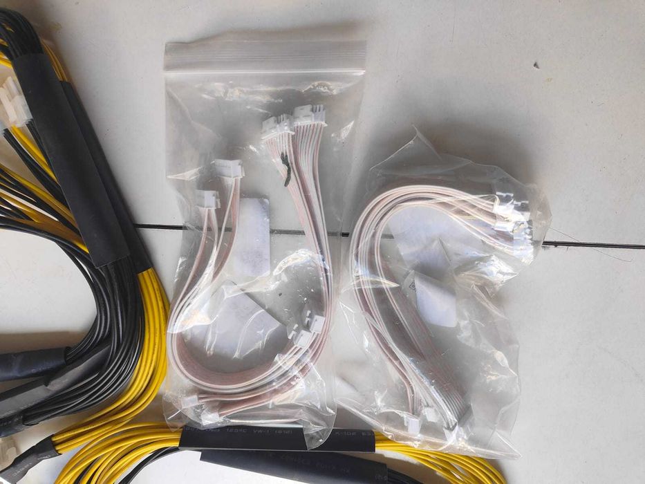 Cabos e conectores Antminer