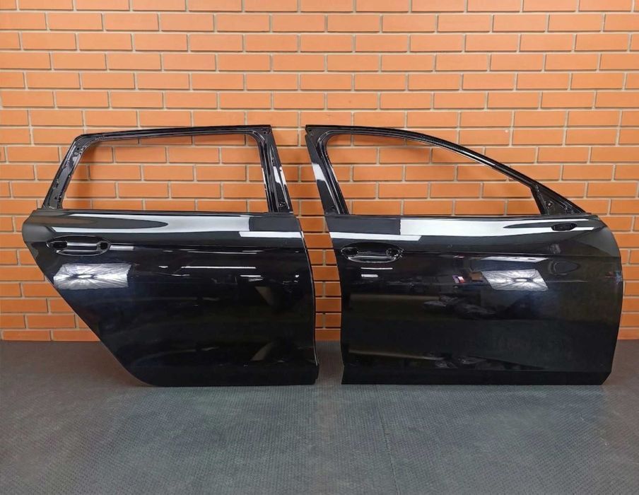 Двері Volkswagen Passat B9 передні або задні праві ліві разборка