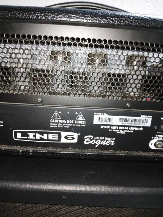 Amplificador Line 6 Spider Valve HD100 + coluna