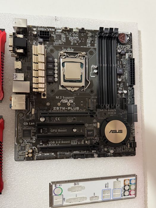Motherboard Z97M plus