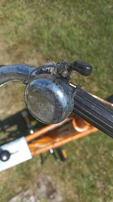 Bicicleta antiga, toda original, muito rara.