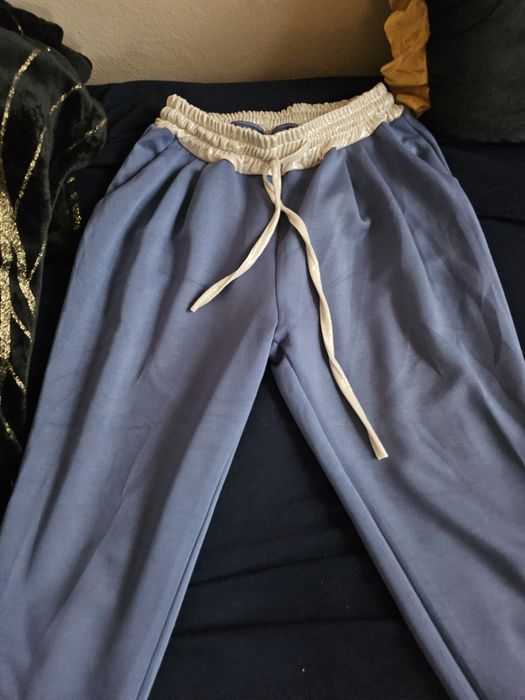 Komplet dresowy maselko