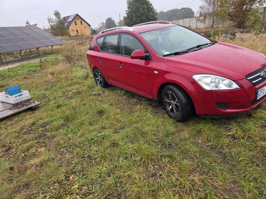 kia ceed 1,7 crdi sprzedam