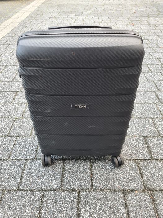 Titan Walizka na 4 kółkach ( bagaż podręczny)