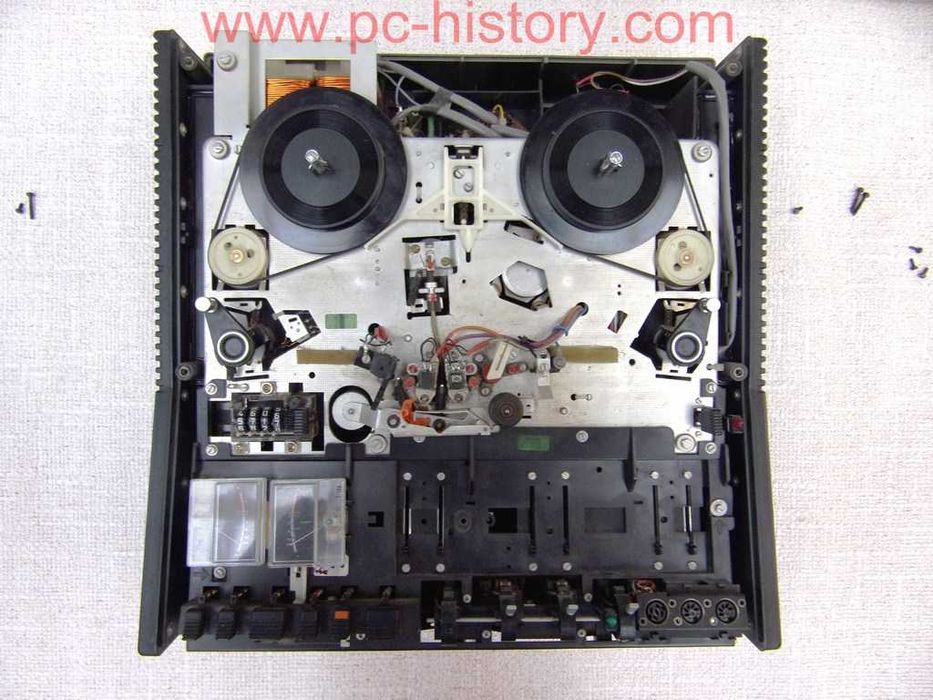 Philips N4420 магнитофон катушечный