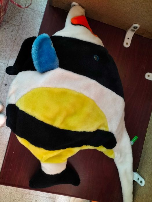 Peluche peixe como novo