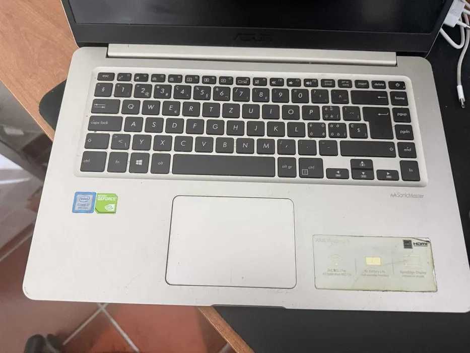 Computador portátil Asus