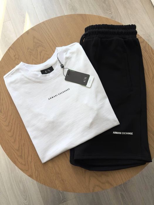 Костюм літній від бренду Armani