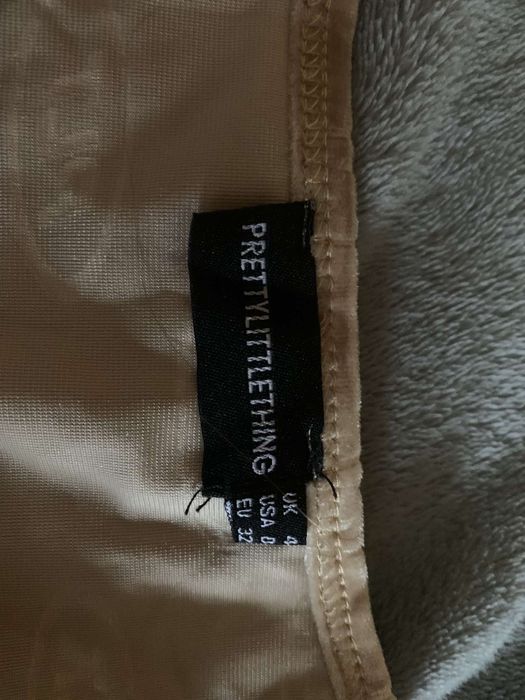 Body PrettyLittleThing rozmiar 32