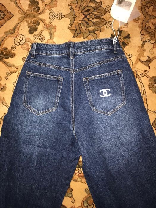 Nowe jesnsy damskie S/M swietny krój logo chanel