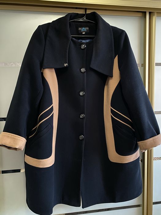 Жіноче демісезонне пальто, розмір 64