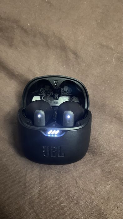 Наушники JBL беспроводные