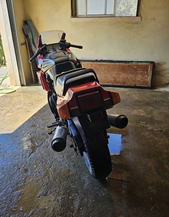 Kawasaki GPX600 R