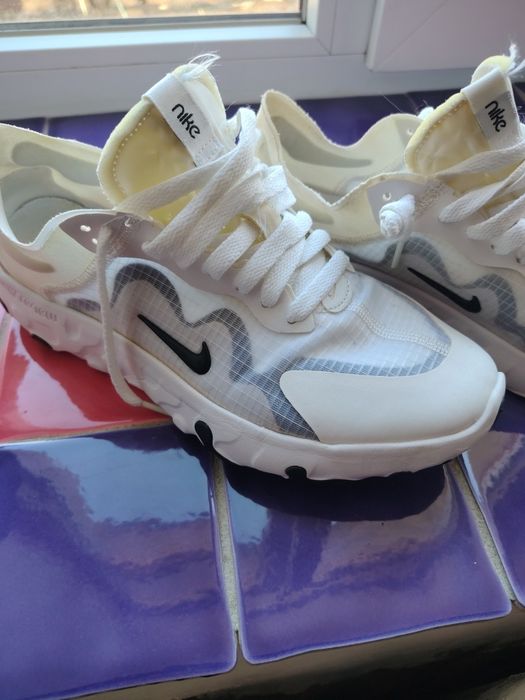 Кроссовки nike розмер 39