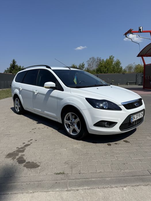 Ford Focus II 2.0 TDCi AT 2010 • Автомат • На ходу