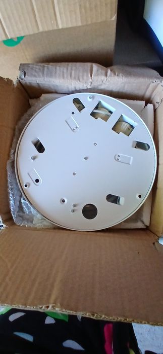 Candeeiro de teto novo