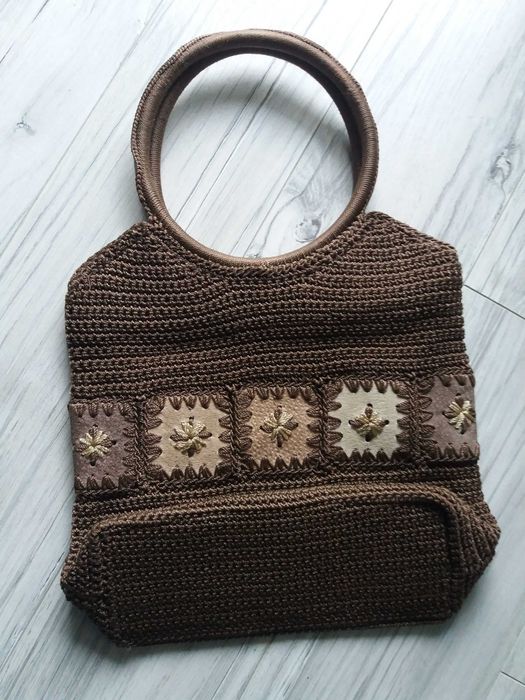 Szydełkowa brązowa torebka