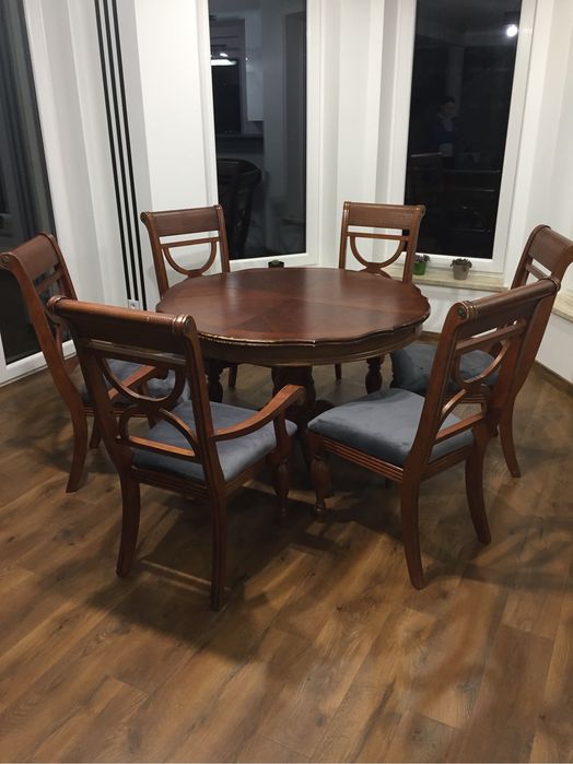 Stół drewniany stylizowany rozsuwany+6 krzeseł