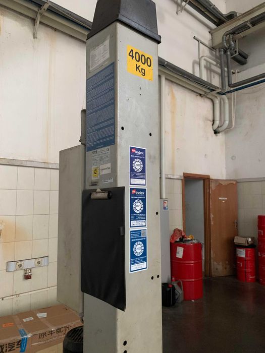 Продаж-автопідіймачі (підйомники, обладнання  СТО б/у)   в м. Ровно