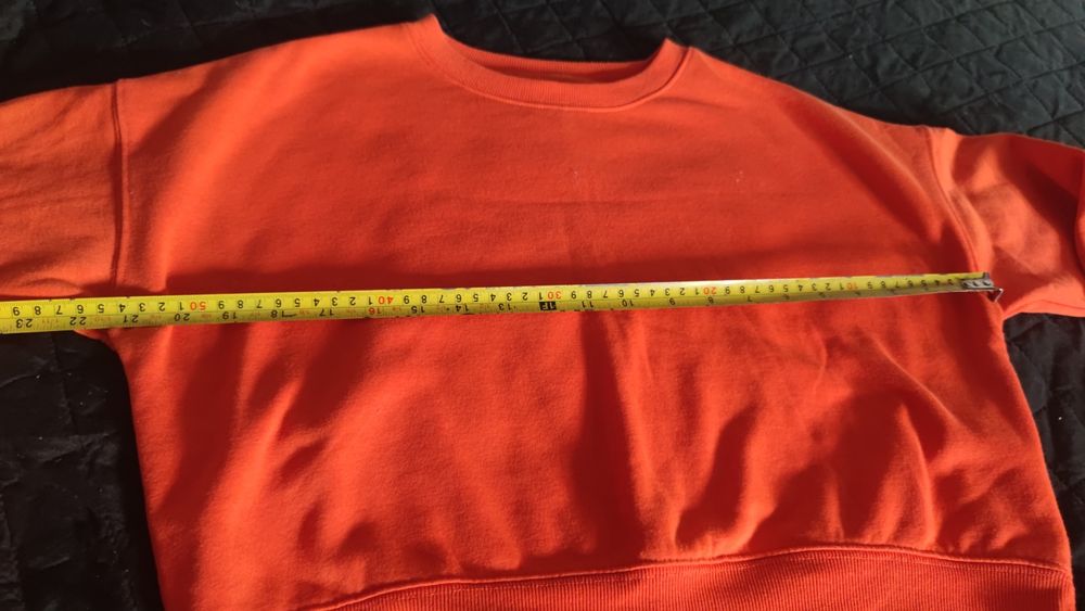 Pomarańczowa bluza Sinsay