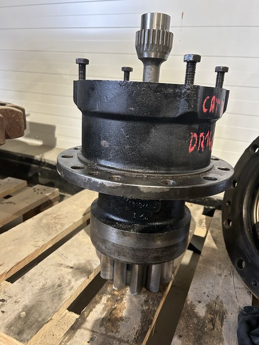 Reduktor obrotu DR140 cat 313 , 315 , 316 - 11 zębów