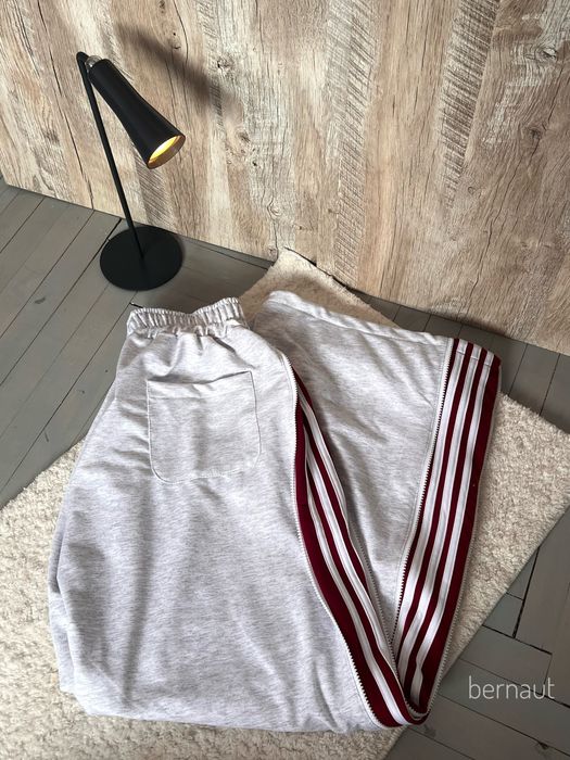 Спортивні штани з лампасами та бічною блискавкою, без флісу