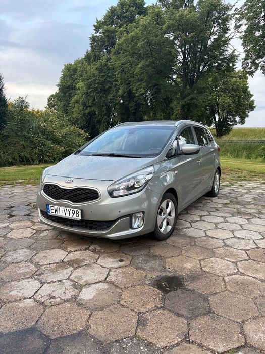 Kia Carens Kia Carens 1.7 CRDi / 2014 / klima / org lakier / 2 komplety opon