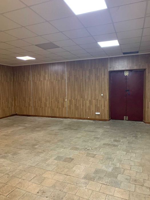 Здаю в оренду приміщення  під Бізнес в самому Центрі міста. Орендна плата Договірна