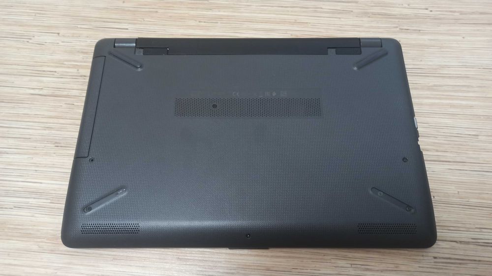 ноутбук HP 250 G6