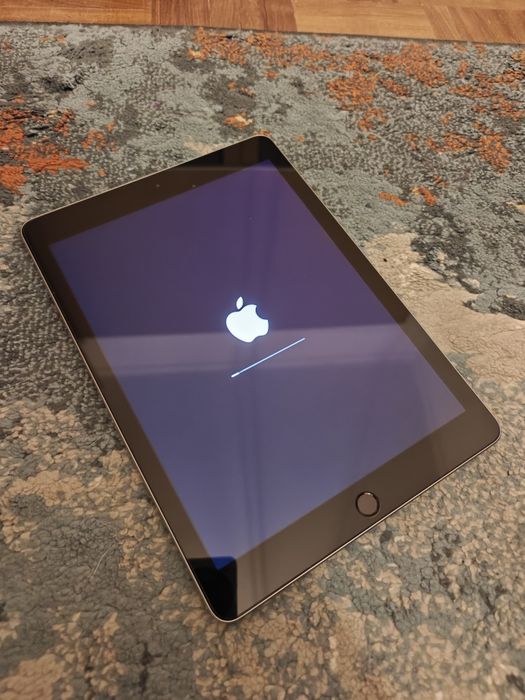iPad 6ª geração, 128gb, WiFi