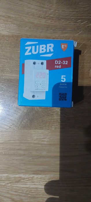 Реле напруги ZUBR D2 red