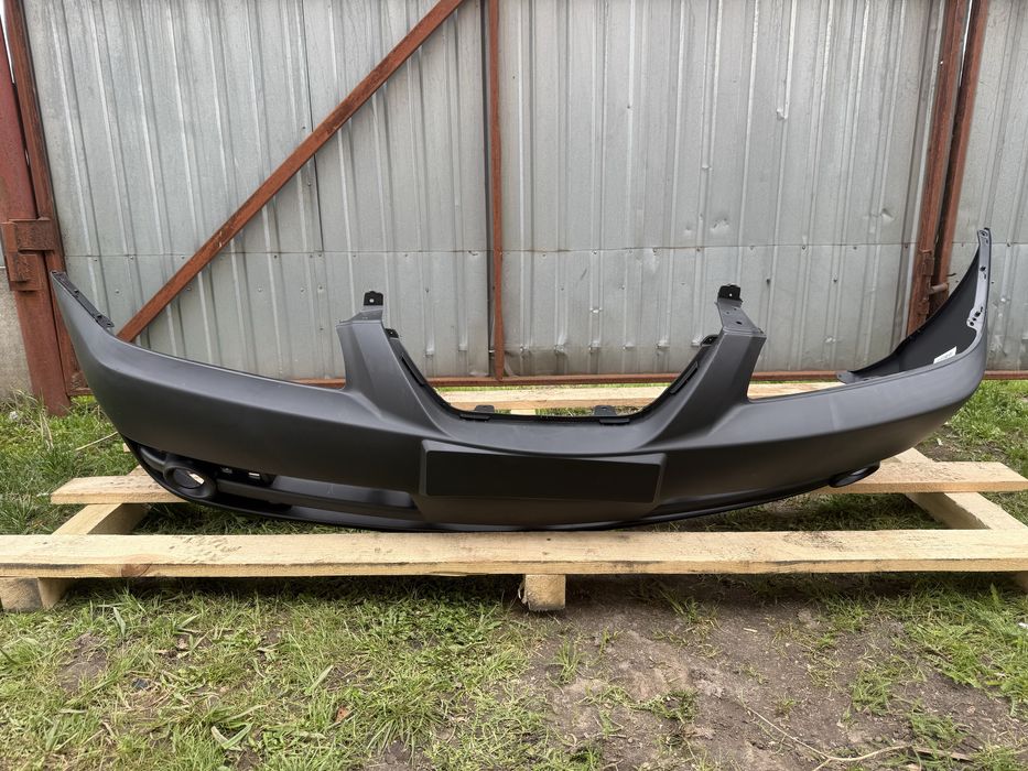 Передний бампер Hyundai Elantra