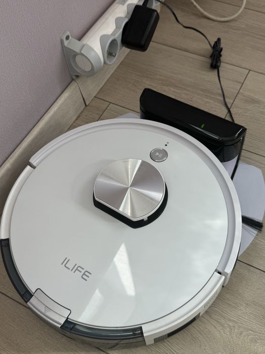Робот-пилосос миючий ILife L100