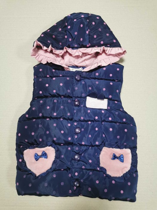Теплая жилетка на девочку р100