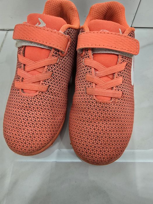 Бутси фірма Demix