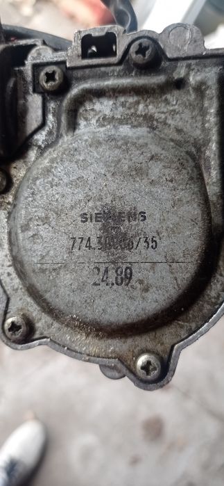 Електромотор Siemens 12В вольт v volt