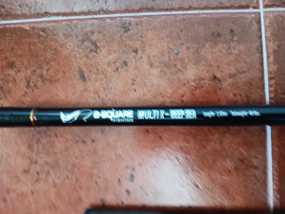 SALDOS!!- Conjunto de Pesca novo