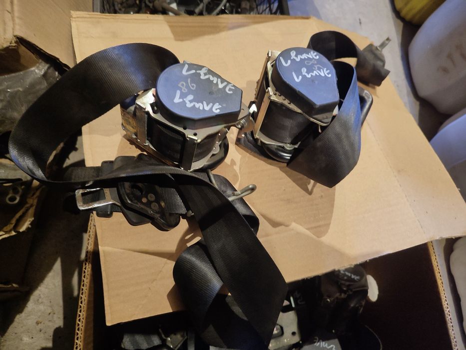 Ремені безпеки передній лівий, правий задній лівий правий Сітроен Пежо